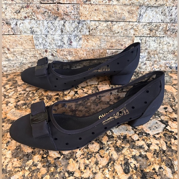 Salvatore FERRAGAMO Vara Dots mesh black pumps - Picture 3 of 8